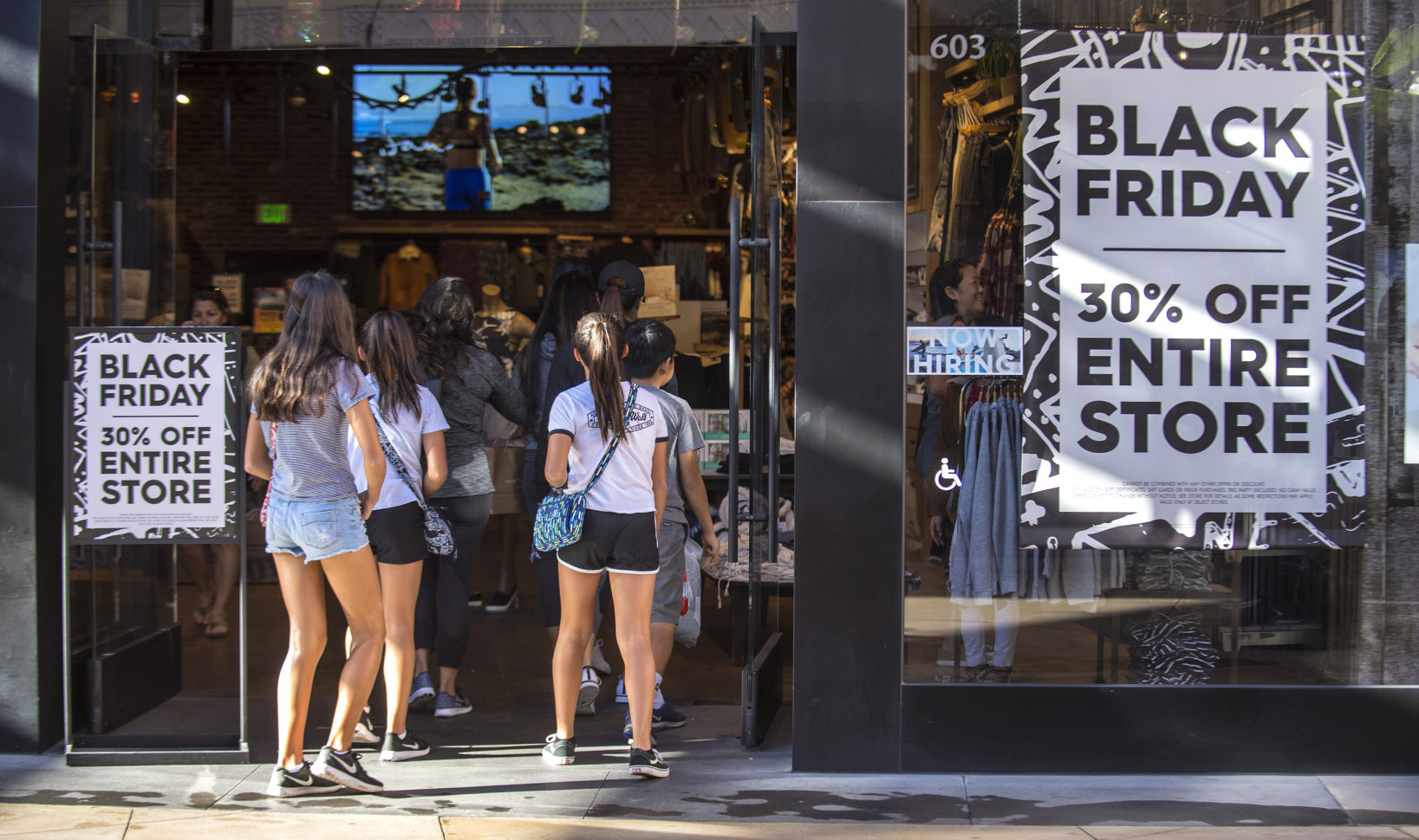 Black Friday 2017 Spreadsheet For Photos: Black Friday Shoppers Rise Early For Deals On Tvs, Games