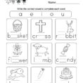 Kids Worksheets Cvc Reading Comprehension For Kindergarten